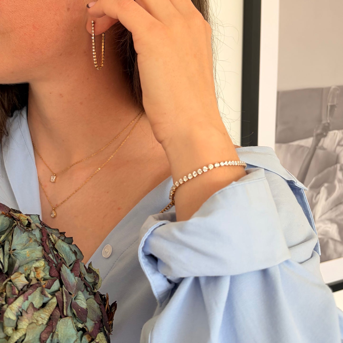 COLLIER LOUNA